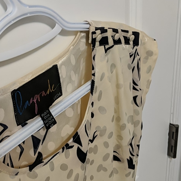 Lazerade Veda shift dress - Picture 8 of 8